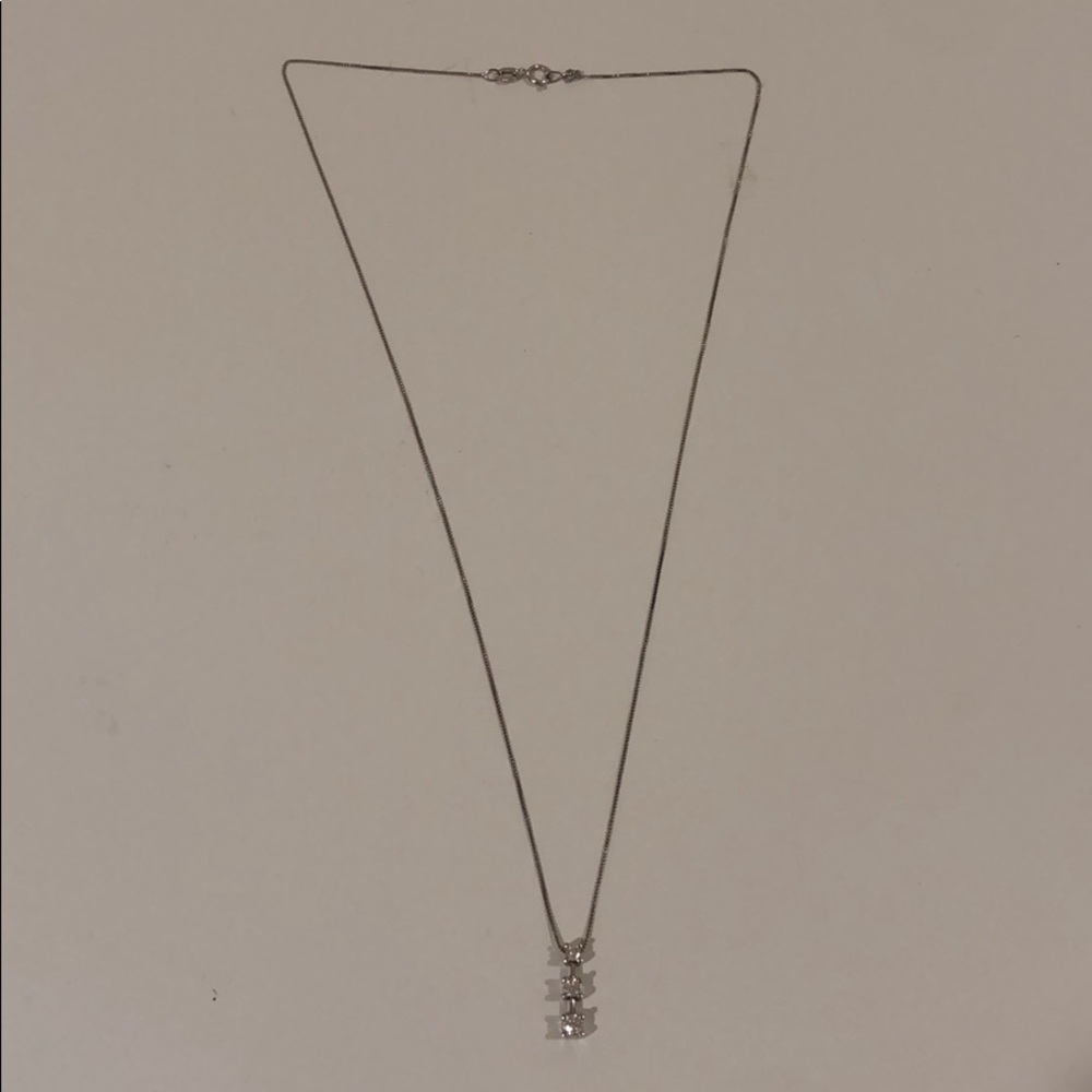 14k White Gold Diamond Necklace